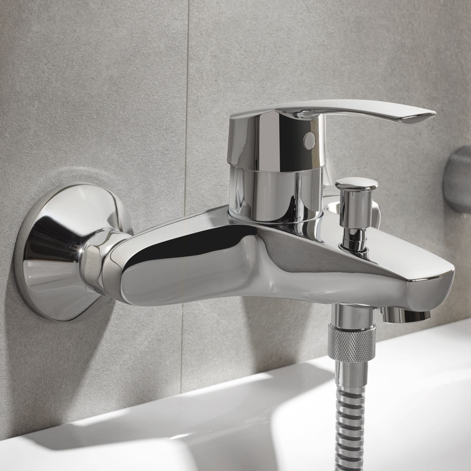 Смеситель Grohe Eurosmart New 33300002 для ванны с душем - 1