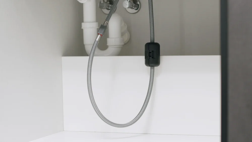Смеситель для кухни Hansgrohe Zesis M33 с вытяжным душем черный матовый 74800670 - 7