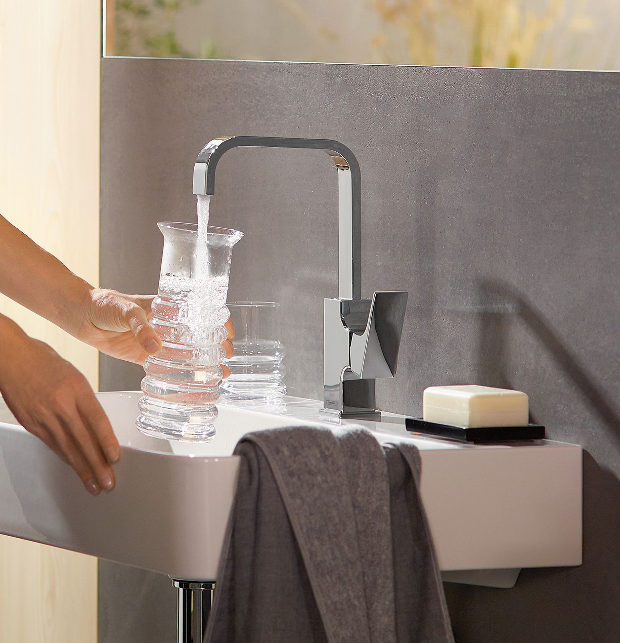 Смеситель Hansgrohe Metropol 32511000 для раковины, с донным клапаном Push-Open - 1