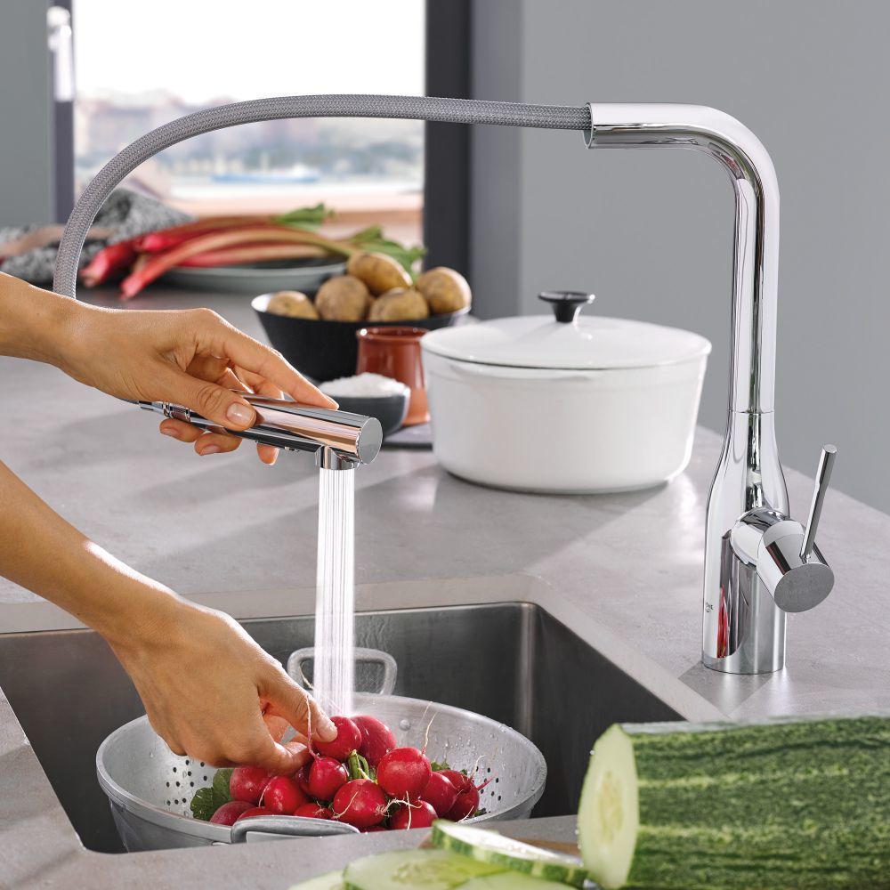 Смеситель Grohe Essence New 30270EN0 для кухонной мойки - 2