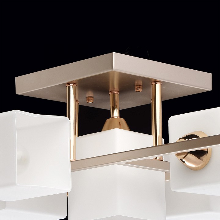 Потолочная люстра DeMarkt Тетро 11 673011905 - 2