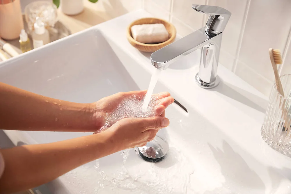 Смеситель для раковины Hansgrohe Rebris S хром 72520000 - 1
