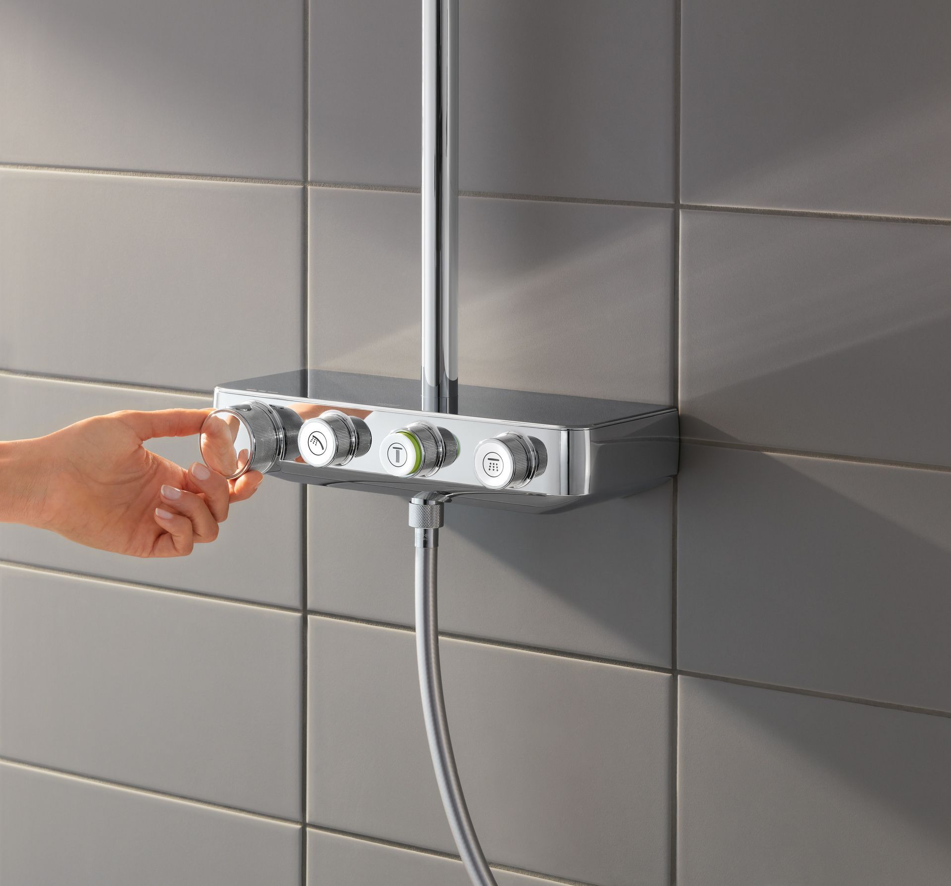 Душевая стойка Grohe Euphoria SmartControl 310 Duo Cube 26508000 с термостатом - 4