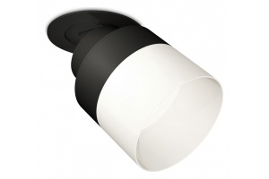 Встраиваемый светильник на штанге Ambrella XM XM8102521