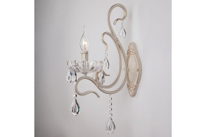 Бра Eurosvet Etna 12205/1 белый Strotskis