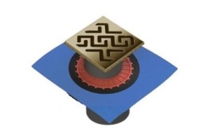 Душевой трап Berges Zentrum Antik 15х15 бронза