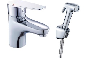 Смеситель Orange Otto M22-022cr для раковины с гигиеническим душем