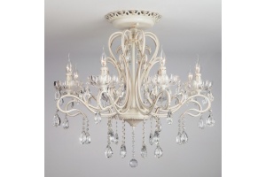 Потолочная люстра Eurosvet Etna 12205/8 белый Strotskis