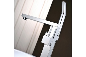 Смеситель для ванны напольный Vincea хром - 2