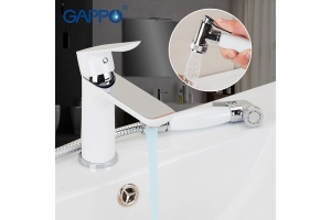 Смеситель для раковины с гигиеническим душем Gappo хром белый