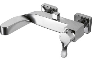 Смеситель Bravat Wave F674108C-01 для ванны с душем