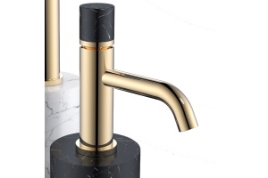 Смеситель для раковины Boheme Stick золото с черным