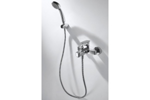Смеситель Bravat Riffle F672106C-B для ванны с душем, с лейкой - 2