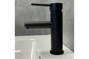 Смеситель для раковины Comforty черный матовый