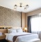 Люстра на штанге Escada Avignon 1130/4PL White - 2