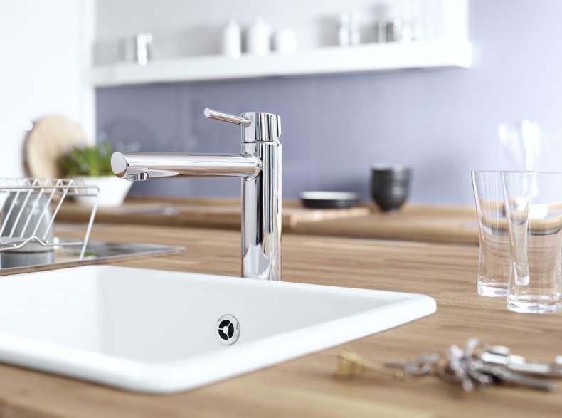 Смеситель Grohe Concetto 31210001 для кухонной мойки - 1