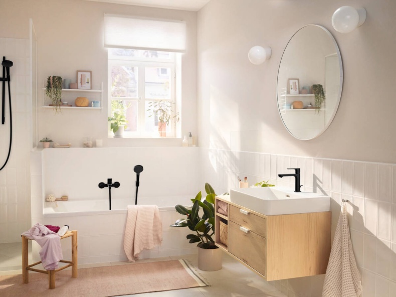 Смеситель для раковины Hansgrohe Rebris S  с донным клапаном черный матовый 72517670 - 1