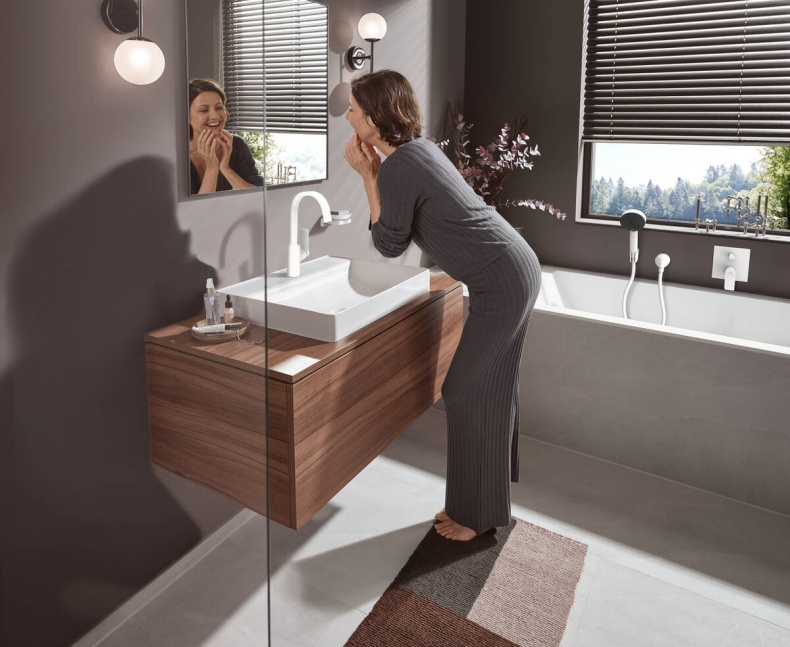 Смеситель для душа Hansgrohe Vivenis белый матовый 75415700 - 1