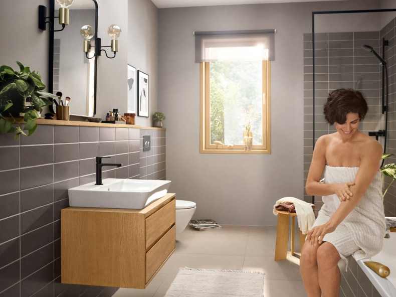 Смеситель для раковины Hansgrohe Rebris E с донным клапаном черный матовый 72589670 - 2