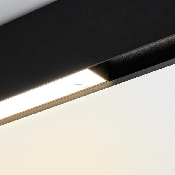 Трековый светодиодный светильник для магнитного шинопровода Arlight Mag-Flat-45-L605-18W Warm3000 026954 - 1