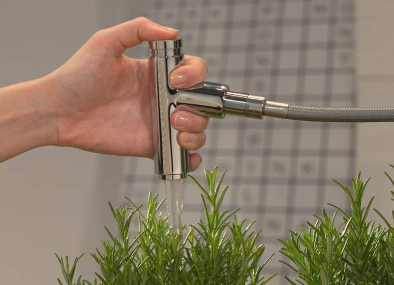 Смеситель Hansgrohe Metris 14820000 для кухонной мойки - 8