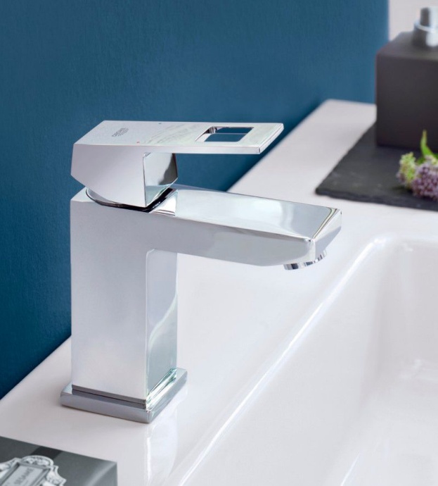 Смеситель Grohe Eurocube 23132000 для раковины - 1